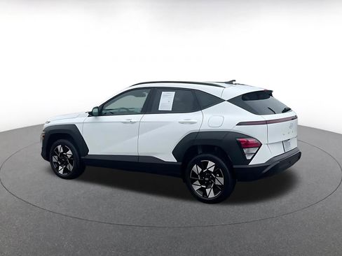 Used 2025 Hyundai Kona SEL image 10