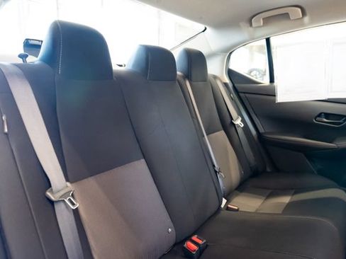 Used 2024 Nissan Sentra SV FWD image 30
