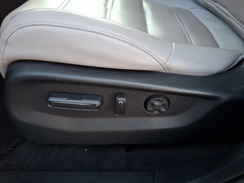 Used 2017 Honda CR-V EX-L image 16