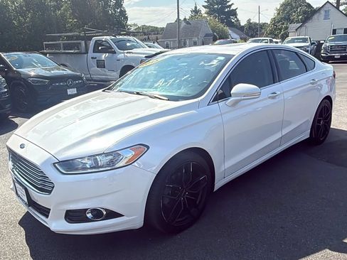 Used 2015 Ford Fusion Titanium AWD/4WD image 3