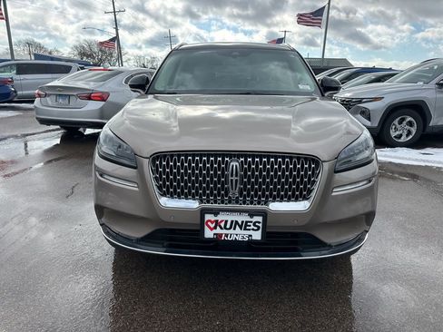 Used 2021 Lincoln Corsair Reserve image 13