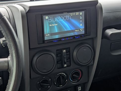 Used 2008 Jeep Wrangler X image 17