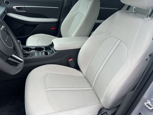 Certified 2025 Hyundai Sonata SE FWD image 32
