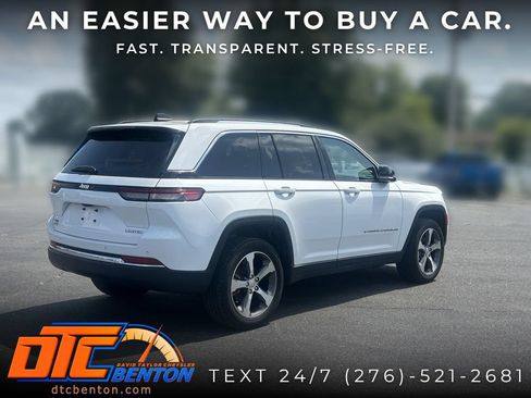 Used 2023 Jeep Grand Cherokee Limited AWD/4WD image 3