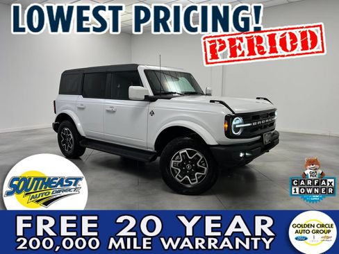 Used 2025 Ford Bronco Outer Banks AWD/4WD image 1