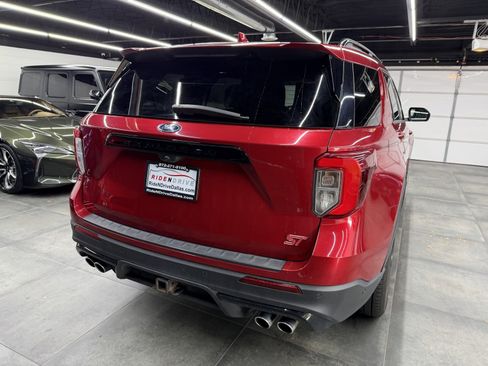 Used 2020 Ford Explorer ST w/ ST Street Pack image 6