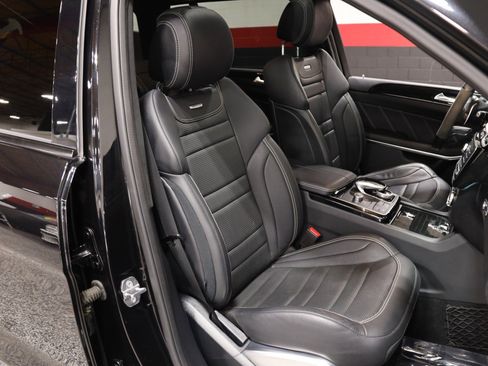 Used 2019 Mercedes-Benz GLS 63 AMG 4MATIC w/ AMG Night Styling Package image 47