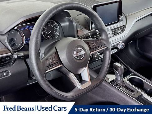 Used 2024 Nissan Altima 2.5 SV image 37