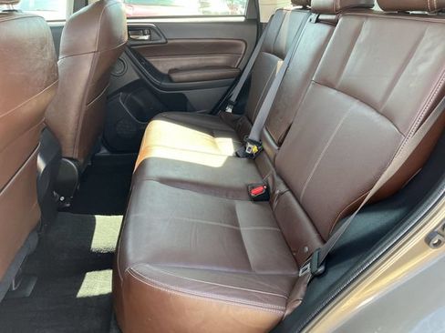 Used 2018 Subaru Forester 2.5i Touring w/ Popular Package #3B AWD/4WD image 27