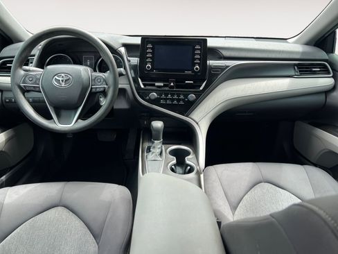 Used 2021 Toyota Camry LE FWD image 10