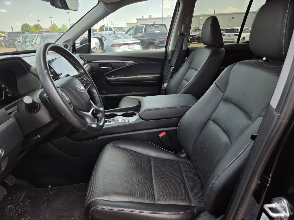 Certified 2025 Honda Ridgeline RTL image 15