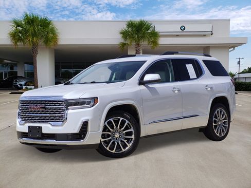 Used 2023 GMC Acadia Denali w/ Denali Ultimate Package AWD/4WD image 1