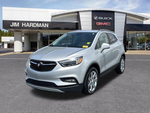 Used 2018 Buick Encore Essence w/ Experience Buick Package FWD image 3