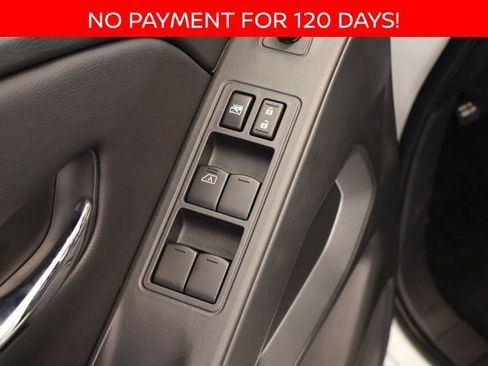 New 2025 Nissan Frontier SV image 8