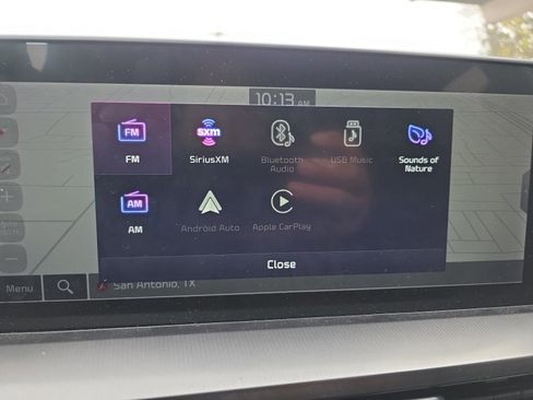 Used 2024 Kia Telluride LX image 13