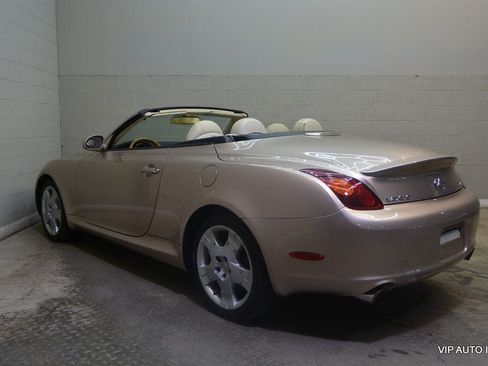 Used 2004 Lexus SC 430 Convertible RWD image 12