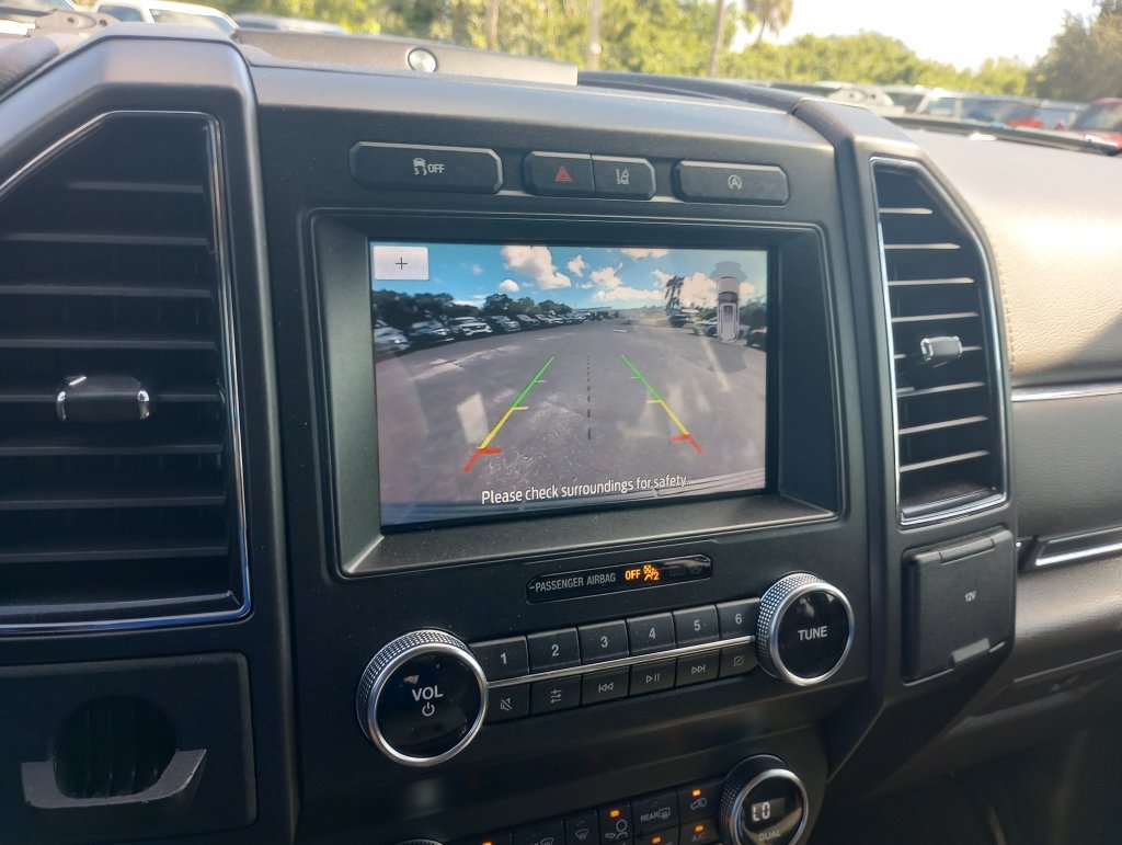 Used 2020 Ford Expedition Limited RWD image 29
