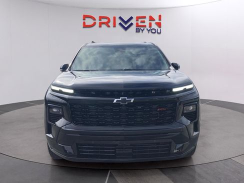 New 2026 Chevrolet Traverse RS w/ LPO, Floor Liner Package image 9