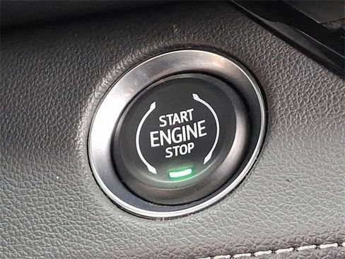 Certified 2025 Buick Enclave Preferred image 22