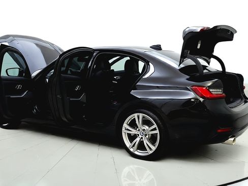 Used 2021 BMW 330i Sedan w/ Premium Package RWD image 12