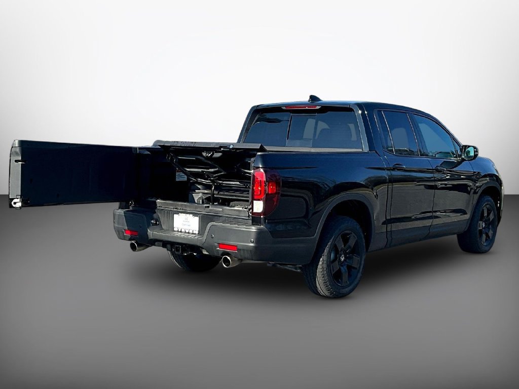 Certified 2024 Honda Ridgeline Black Edition image 6