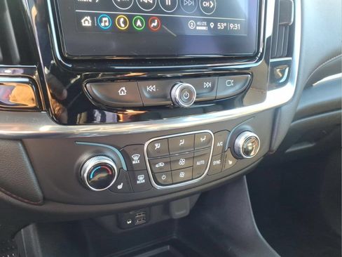 Certified 2023 Chevrolet Traverse RS AWD/4WD image 17