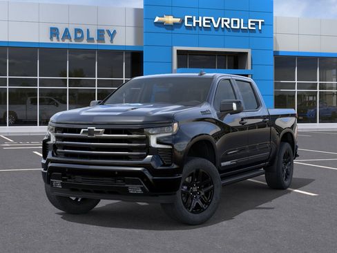 New 2026 Chevrolet Silverado 1500 High Country w/ Midnight Edition AWD/4WD image 6