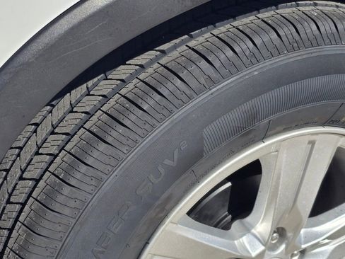 Used 2020 Chevrolet Trax LS image 29