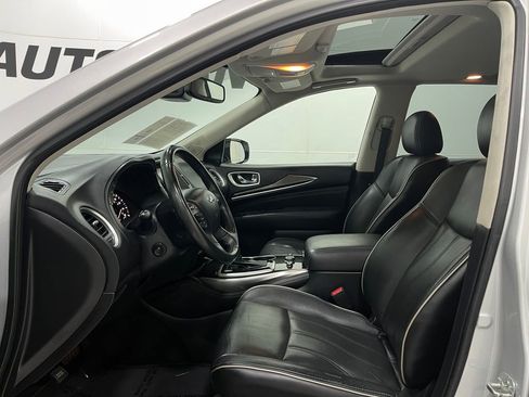 Used 2019 INFINITI QX60 Luxe w/ Essential Package image 14