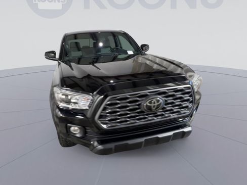 Used 2023 Toyota Tacoma TRD Off-Road AWD/4WD image 2