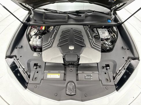 Used 2023 Lamborghini Urus Performante AWD/4WD image 28