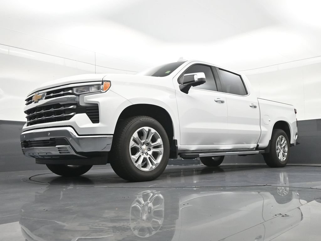 Used 2025 Chevrolet Silverado 1500 LTZ w/ Technology Package RWD image 23
