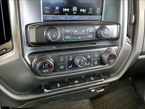 Used 2018 Chevrolet Silverado 1500 LT w/ All Star Edition AWD/4WD image 23
