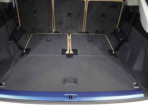 New 2026 Audi Q7 Premium image 39