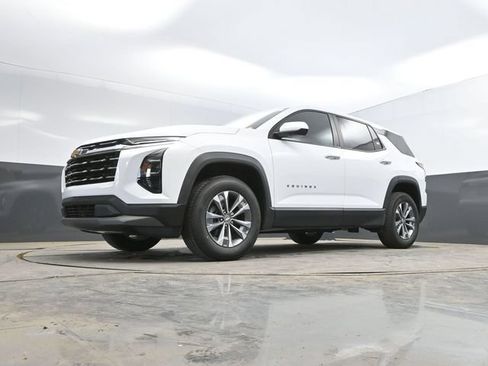 Used 2025 Chevrolet Equinox LT AWD/4WD image 42