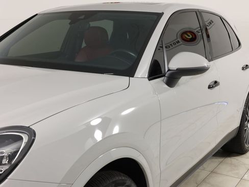 Used 2020 Porsche Cayenne S AWD/4WD image 47