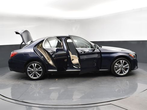 Used 2021 Mercedes-Benz C 300 4MATIC Sedan image 24