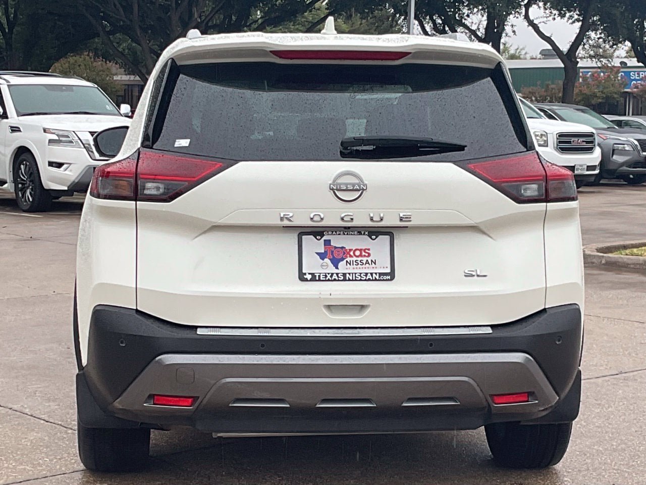 Used 2023 Nissan Rogue SL w/ SL Premium Package FWD image 5