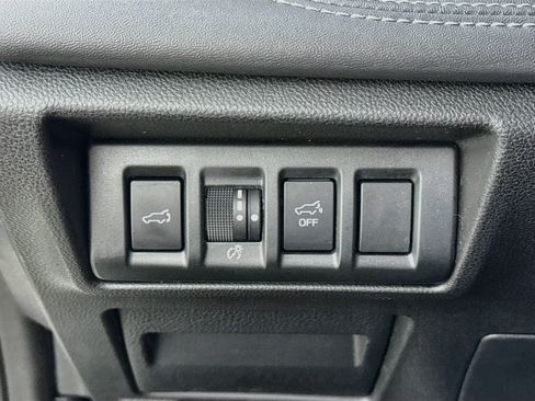 Used 2024 Subaru Outback Touring AWD/4WD image 15