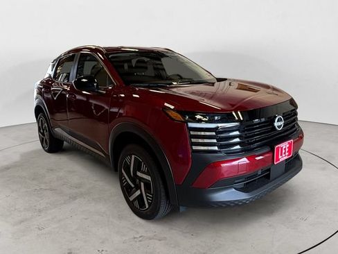 New 2026 Nissan Kicks SV w/ Cold Weather Package FWD image 8