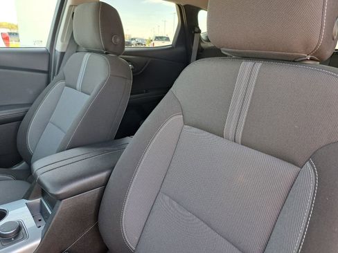 Used 2025 Chevrolet Blazer LT image 17
