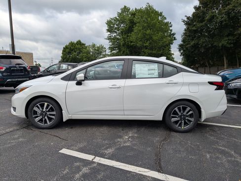 New 2025 Nissan Versa SV w/ Trunk Package image 9