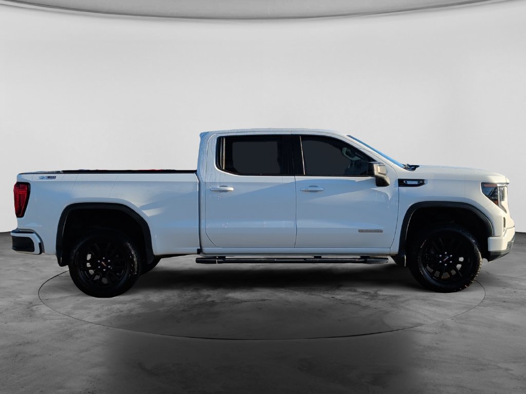 Used 2024 GMC Sierra 1500 Elevation w/ X31 Off-Road Package AWD/4WD image 8