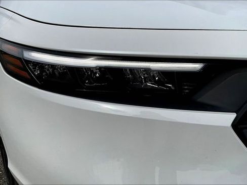 Used 2023 Honda Accord Sport image 30