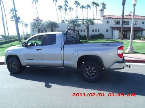 Used 2018 Toyota Tundra SR5 w/ SR5 Upgrade Package image 1