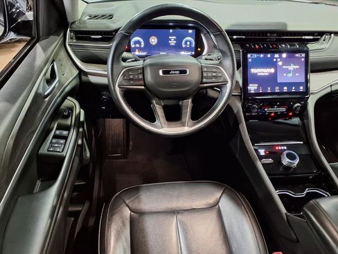 Certified 2021 Jeep Grand Cherokee L Limited image 8