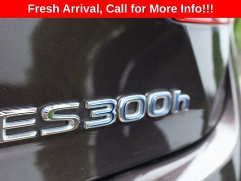 Used 2013 Lexus ES 300h w/ Luxury Pkg FWD image 17
