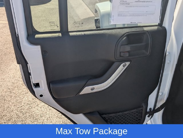 Used 2017 Jeep Wrangler Unlimited Sahara w/ Max Tow Package AWD/4WD image 11