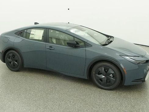 New 2026 Toyota Prius Plug-In Hybrid image 13