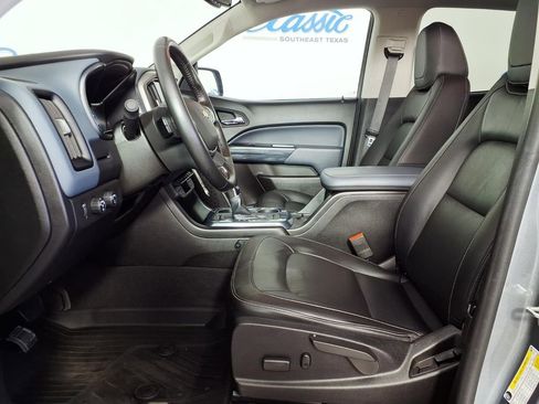 Used 2022 Chevrolet Colorado Z71 w/ Trail Boss Package image 9